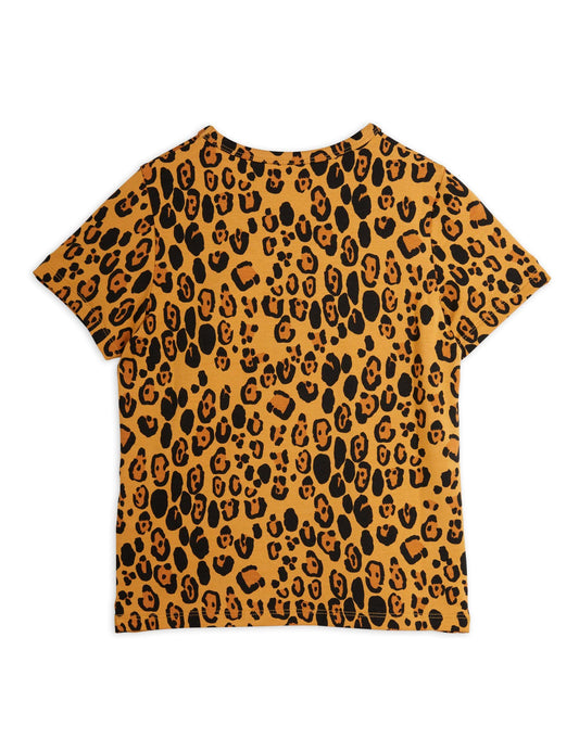 Basic leopard ss tee - Chapter 1
