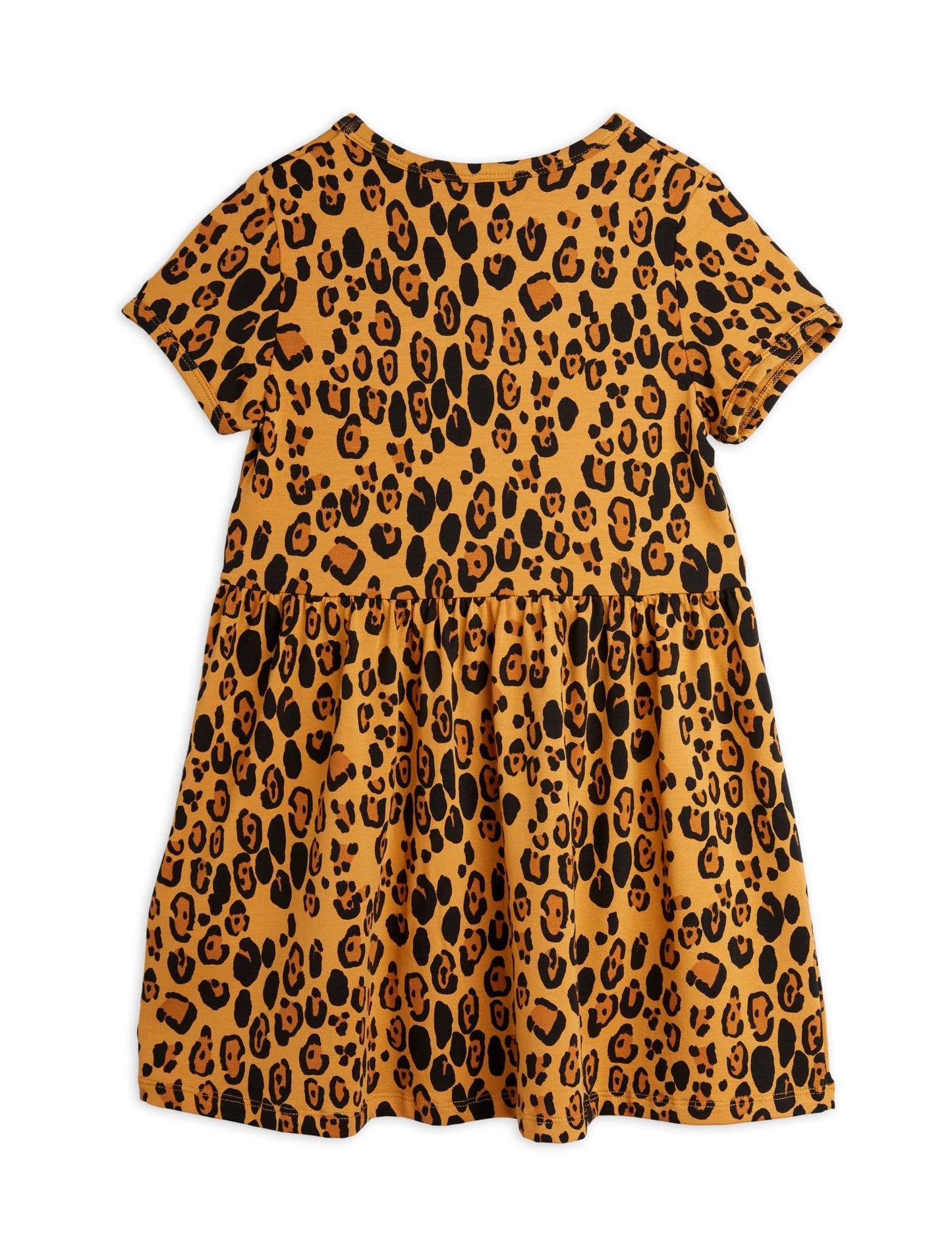 Basic leopard ss dress - Chapter 1