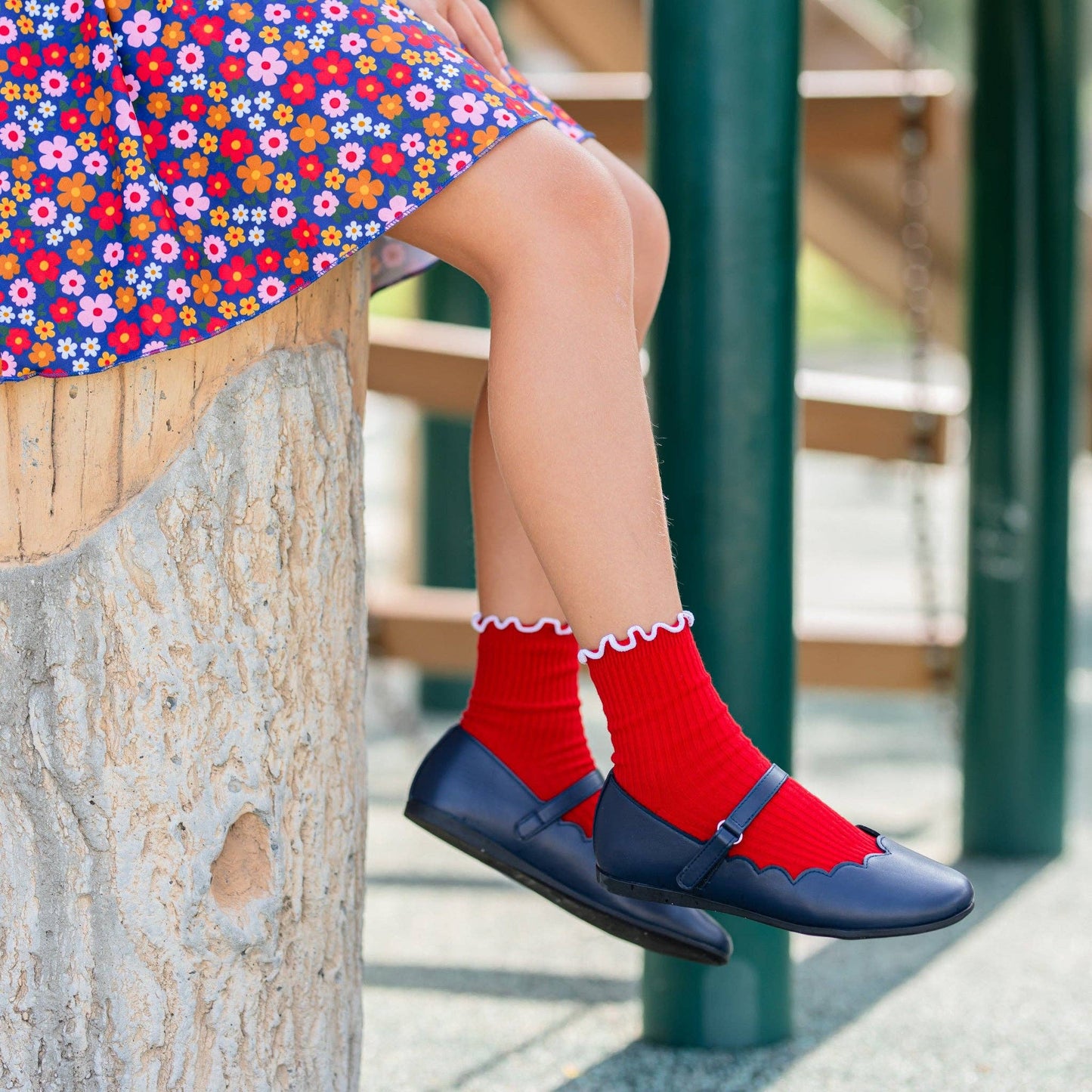 Ribbed Lettuce Trim Midi Socks - Red/White: 7-10 YEARS