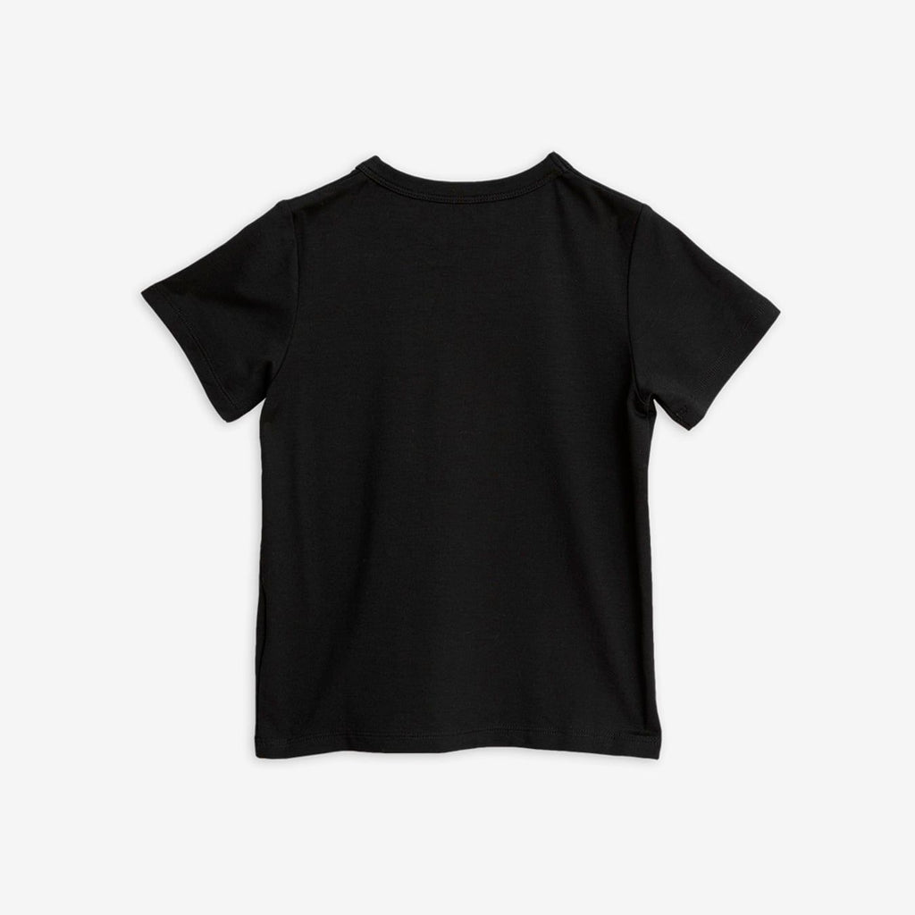Basic T-Shirt