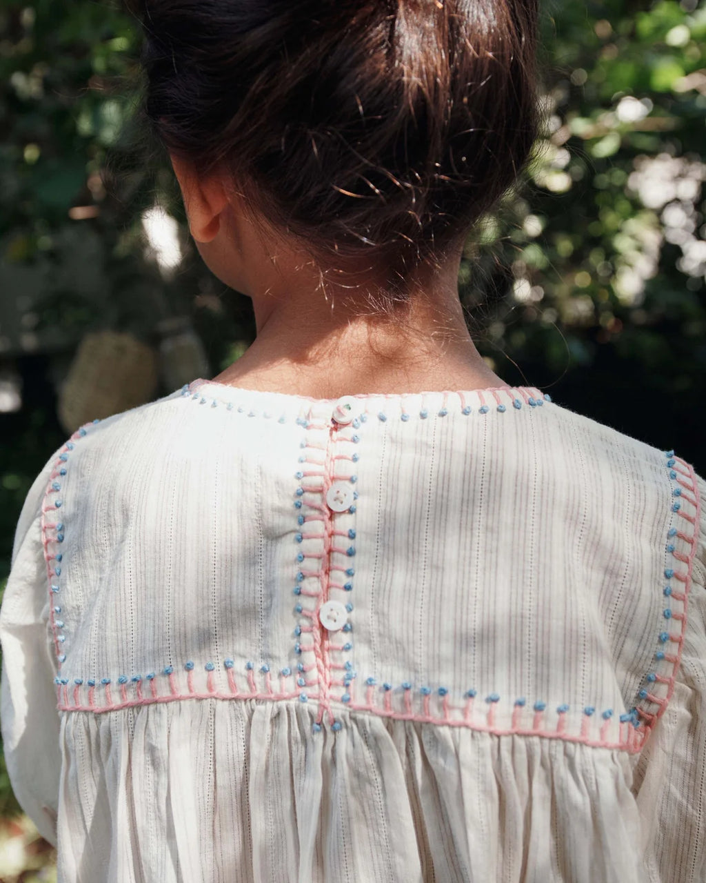 EI crème blouse