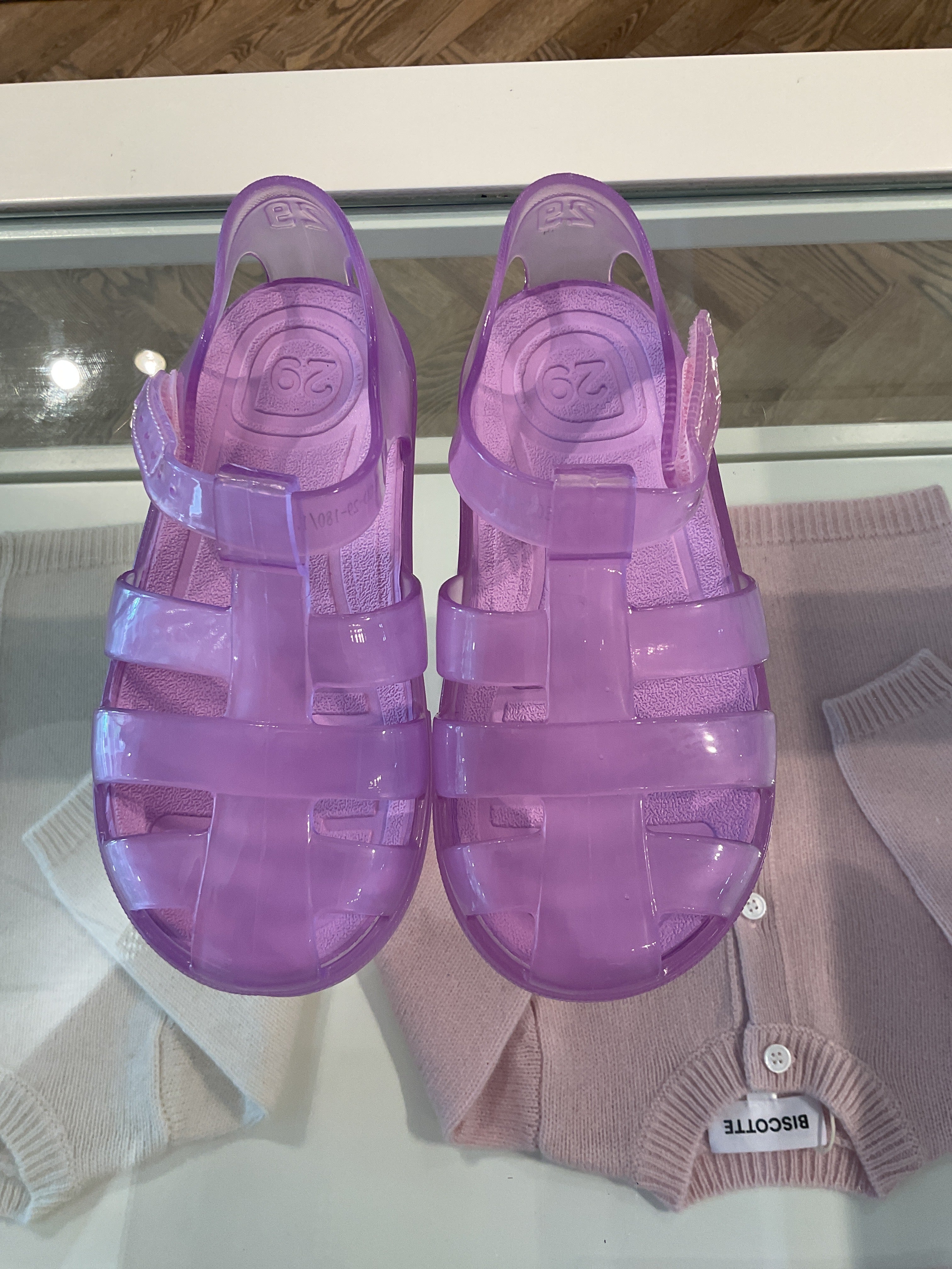 Jelly shoes