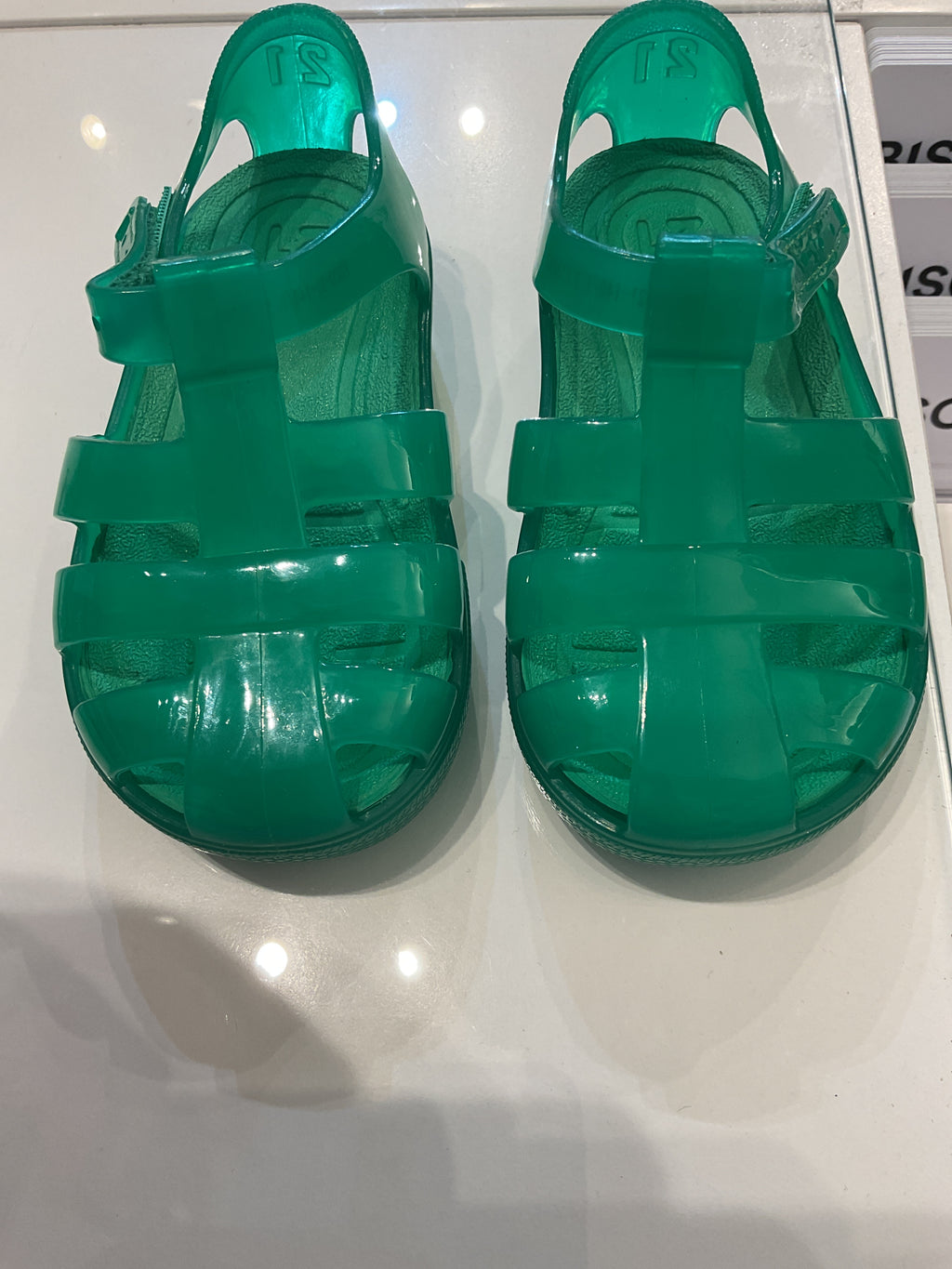 Jelly shoes