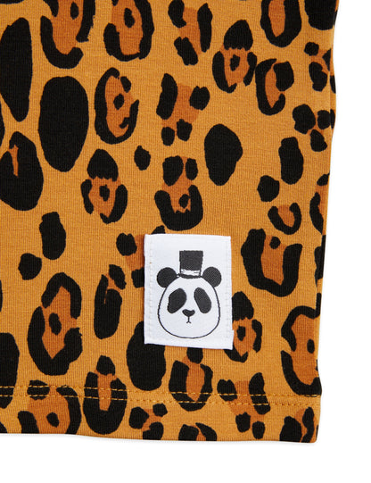 Basic leopard ss tee - Chapter 1
