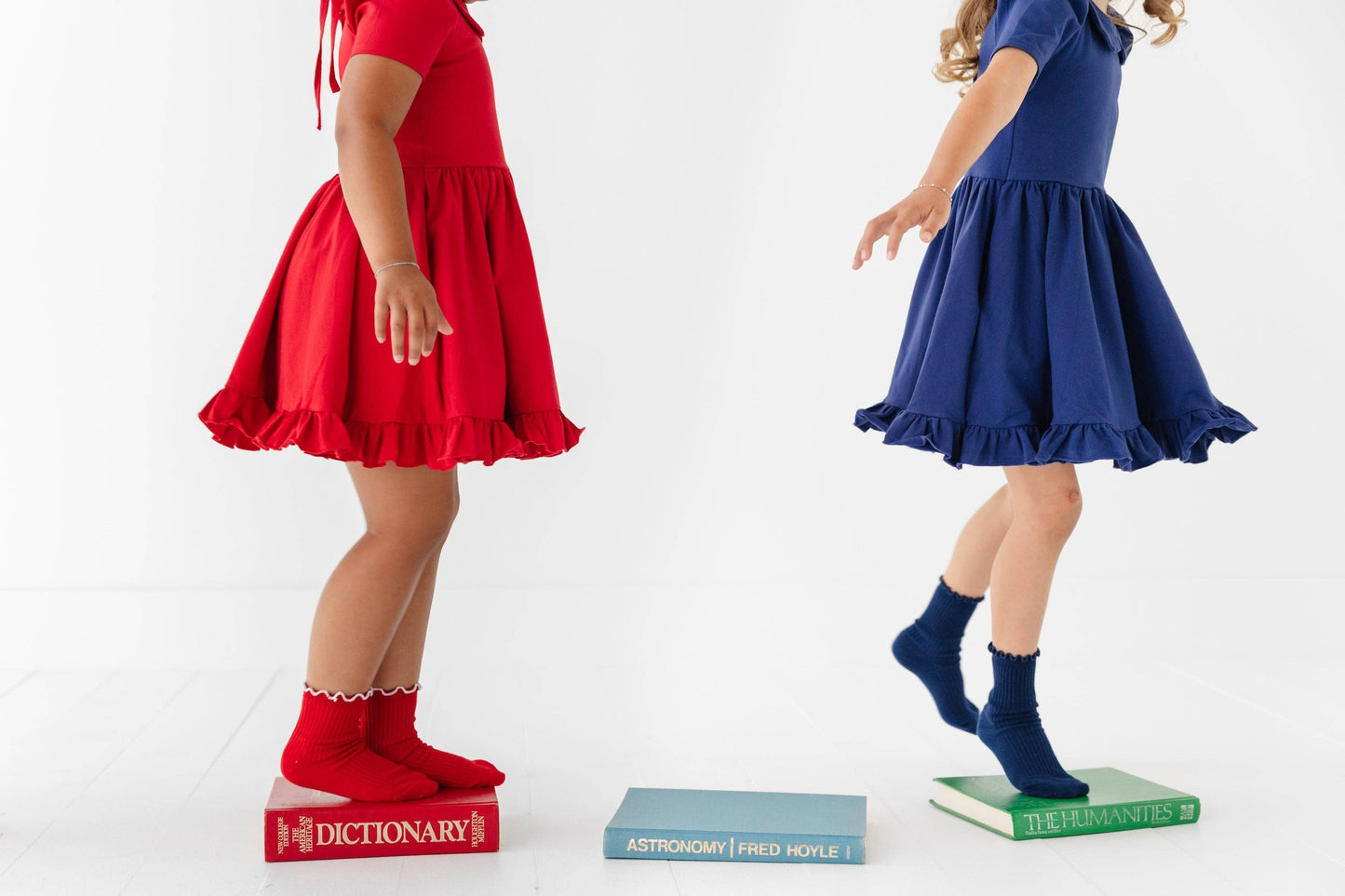 Ribbed Lettuce Trim Midi Socks - Red/White: 7-10 YEARS